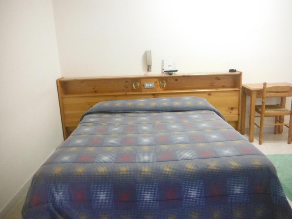 Hotel Mochettaz Aosta Kamer foto